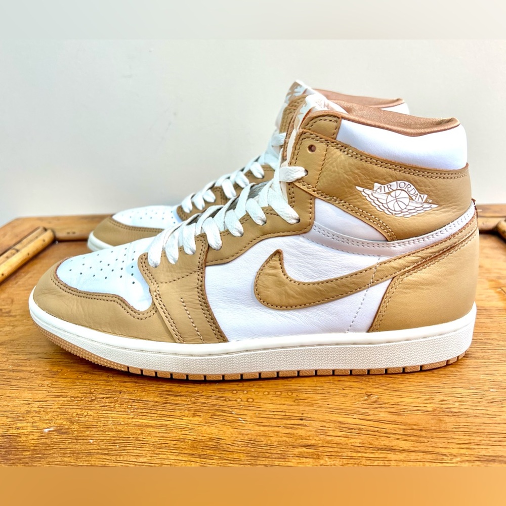 Nike Air Jordan 1 Retro High Womens Hightop Sneakers Praline Brown/White Size 10